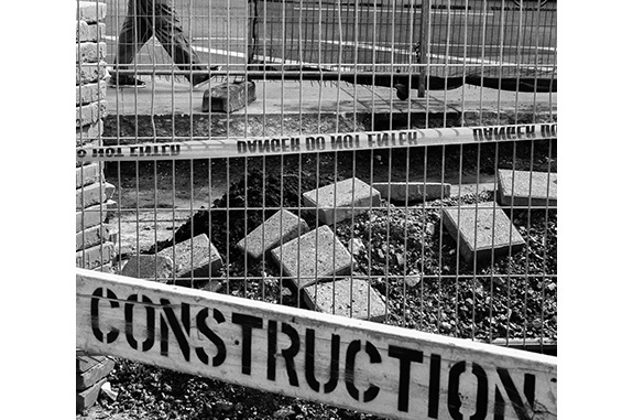 Urban Inmate P1080265 (black and white photograph)